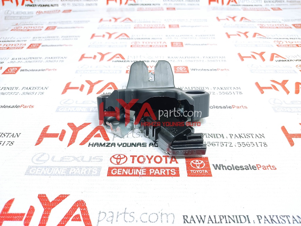 646000D040 [TRUNK LOCK YARIS 2020] H Y A parts